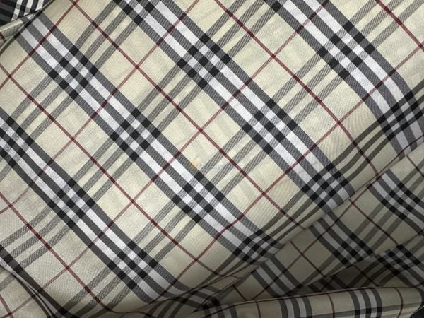 Burberry Astarlık Kumaş Bej