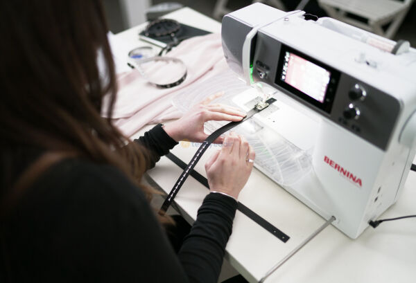 Bernina B480 Dikiş ve Piko Makinesi